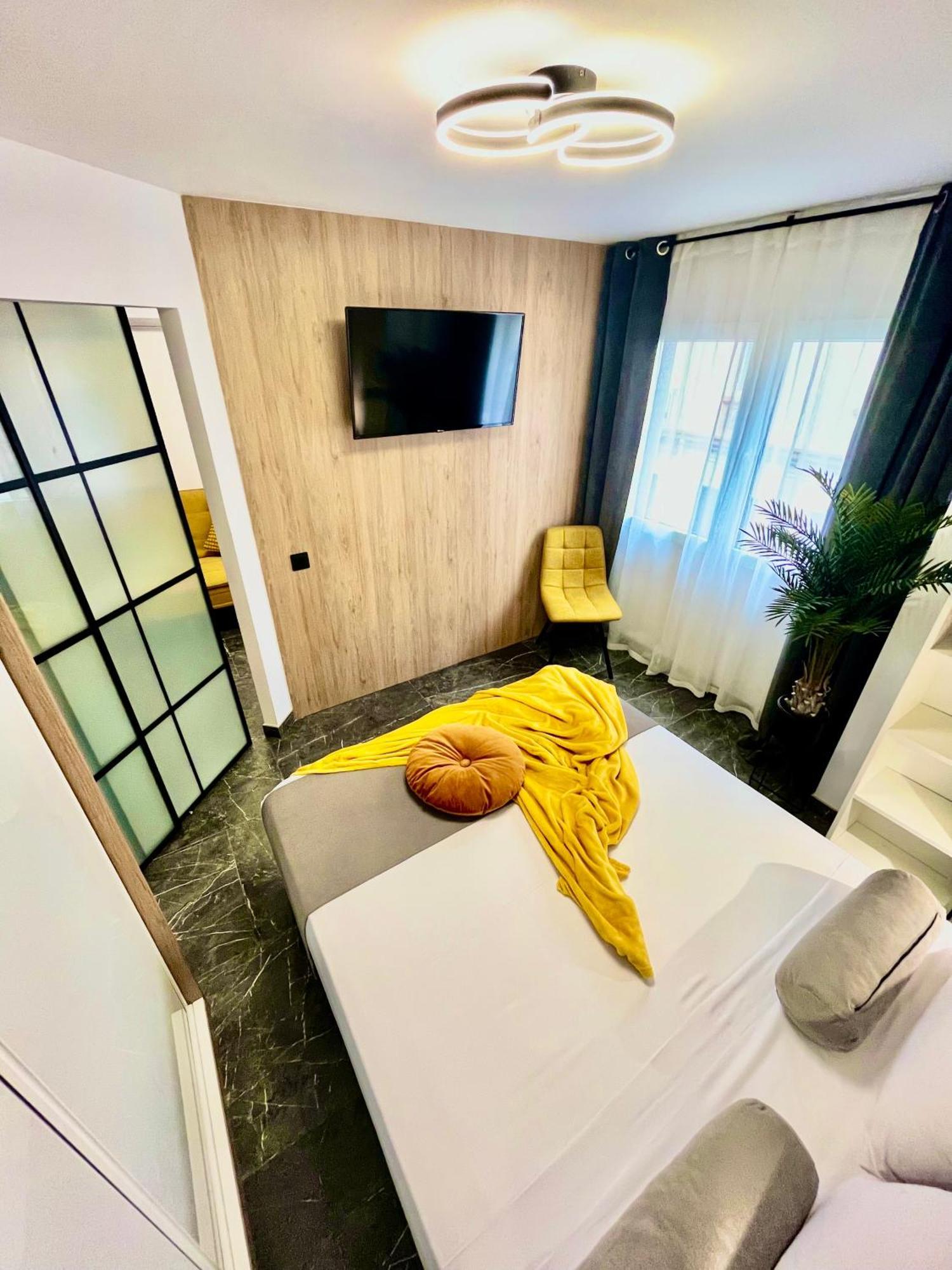 Arte Apartamento Dos Colores Alicante Bagian luar foto