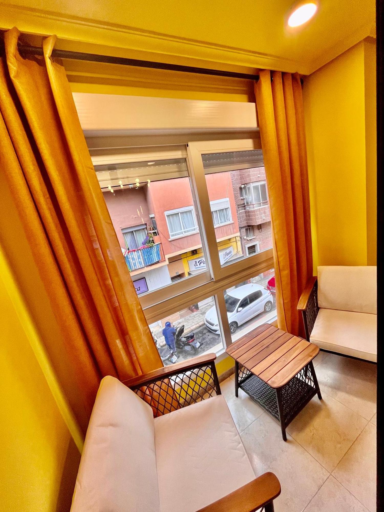 Arte Apartamento Dos Colores Alicante Bagian luar foto