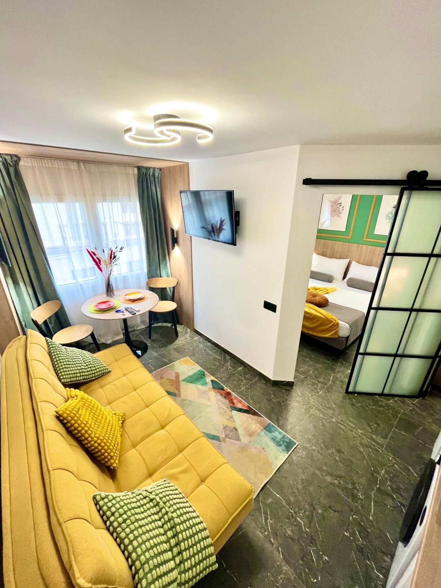 Arte Apartamento Dos Colores Alicante Bagian luar foto